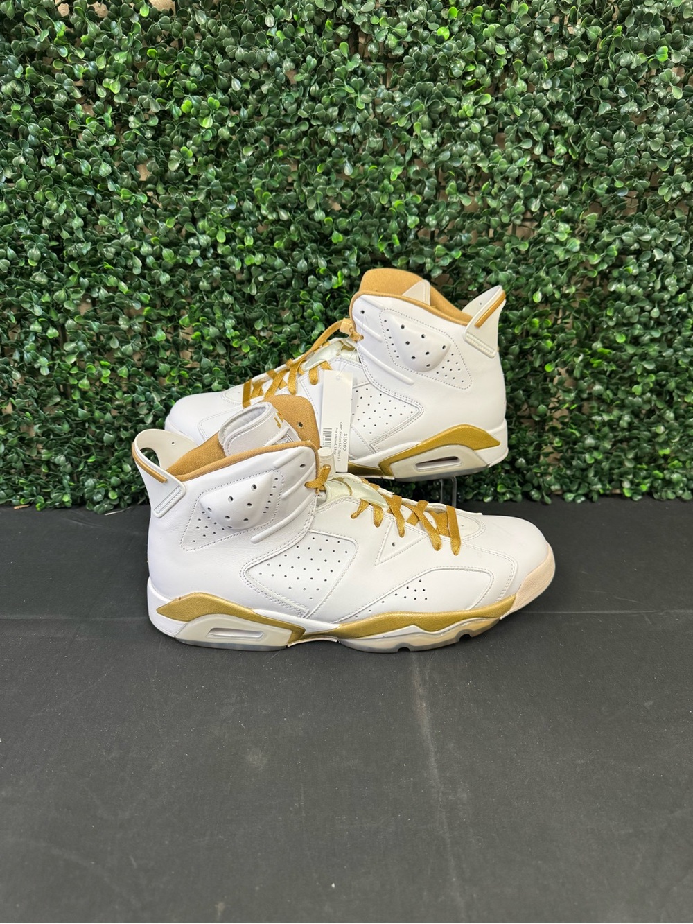 Jordan 6 Retro Golden Moments - Men’s 13